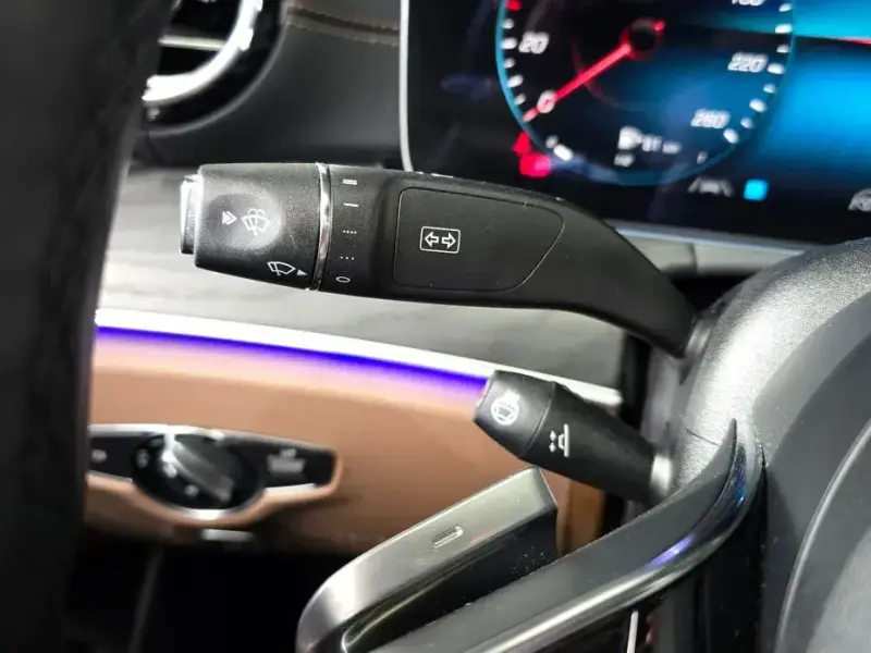 2022 Mercedes-Benz E-Класс с пробегом 56 143 км