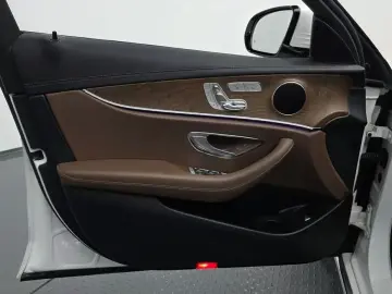 2021 Mercedes-Benz E-Класс с пробегом 118 944 км