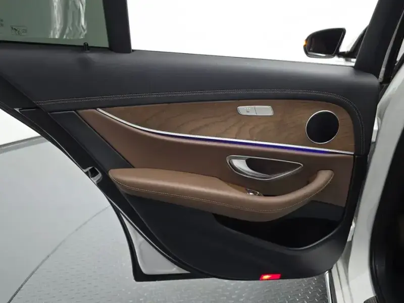2021 Mercedes-Benz E-Класс с пробегом 118 944 км