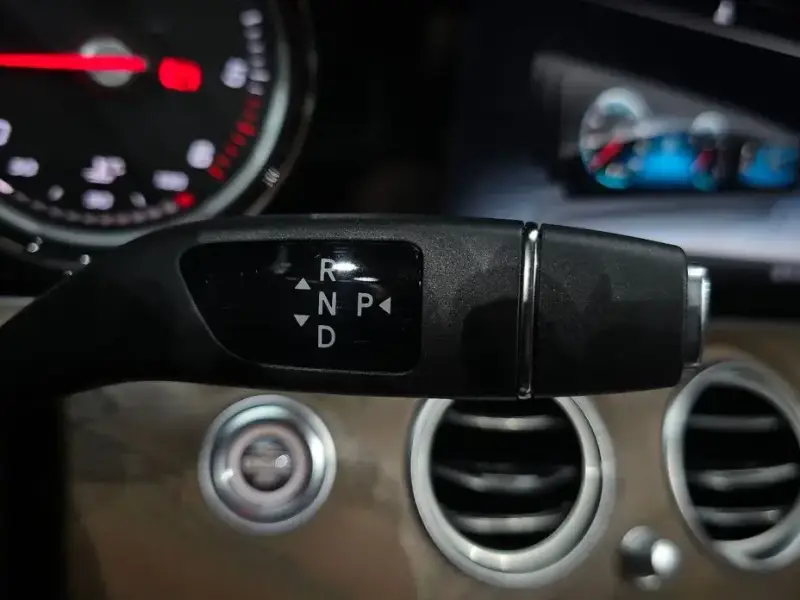 2020 Mercedes-Benz E-Класс с пробегом 99 258 км