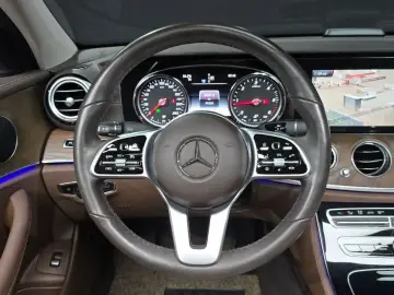2020 Mercedes-Benz E-Класс с пробегом 99 258 км