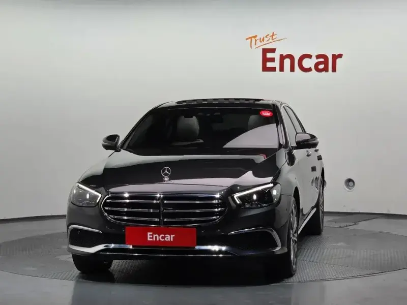 2022 Mercedes-Benz E-Класс с пробегом 56 471 км