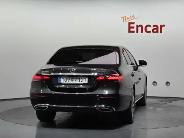 2022 Mercedes-Benz E-Класс с пробегом 56 471 км