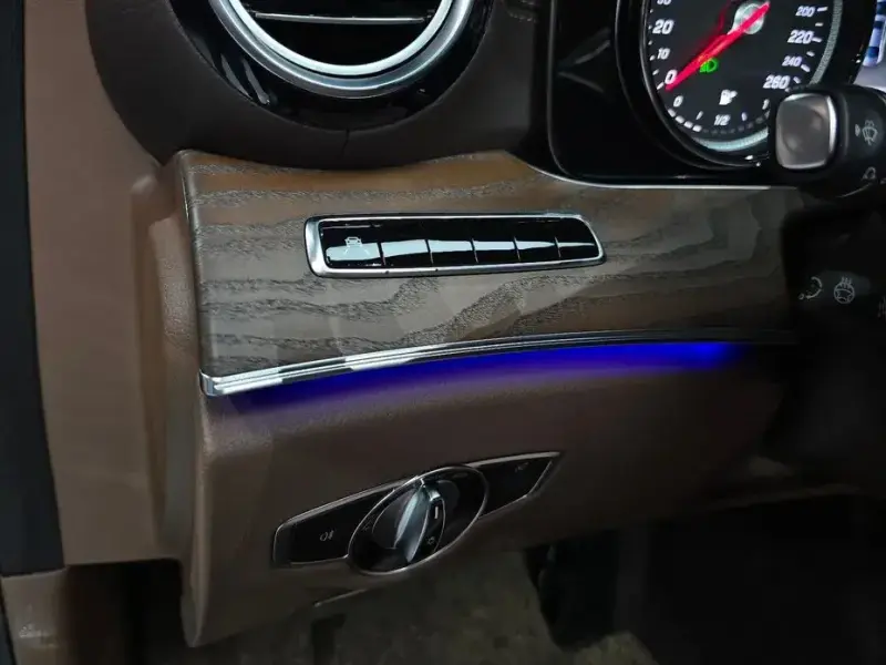 2020 Mercedes-Benz E-Класс с пробегом 99 258 км
