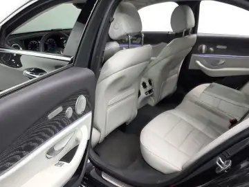 2022 Mercedes-Benz E-Класс с пробегом 56 471 км