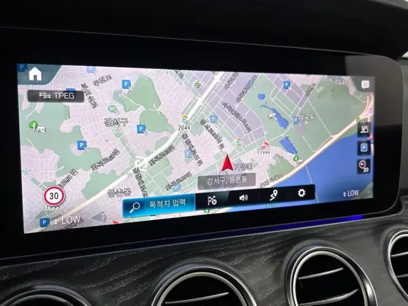 2022 Mercedes-Benz E-Класс с пробегом 56 471 км