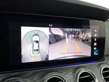 2022 Mercedes-Benz E-Класс с пробегом 56 471 км