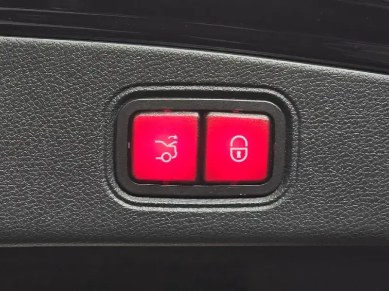 2020 Mercedes-Benz E-Класс с пробегом 49 776 км