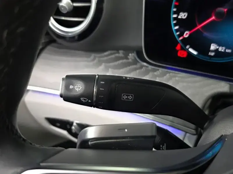 2022 Mercedes-Benz E-Класс с пробегом 56 471 км