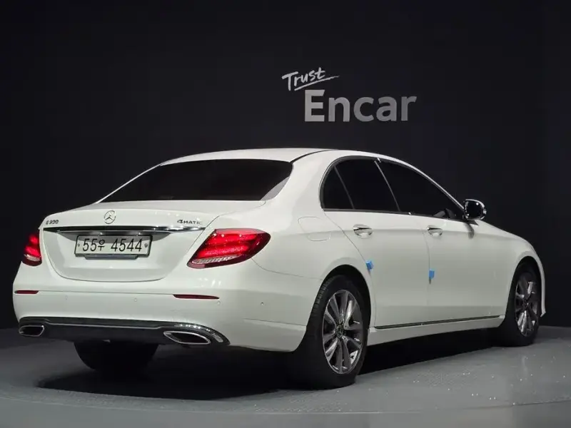2019 Mercedes-Benz E-Класс с пробегом 57 746 км