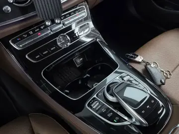 2019 Mercedes-Benz E-Класс с пробегом 57 746 км