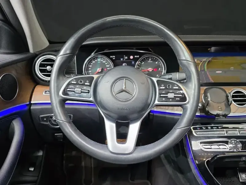2020 Mercedes-Benz E-Класс с пробегом 107 359 км