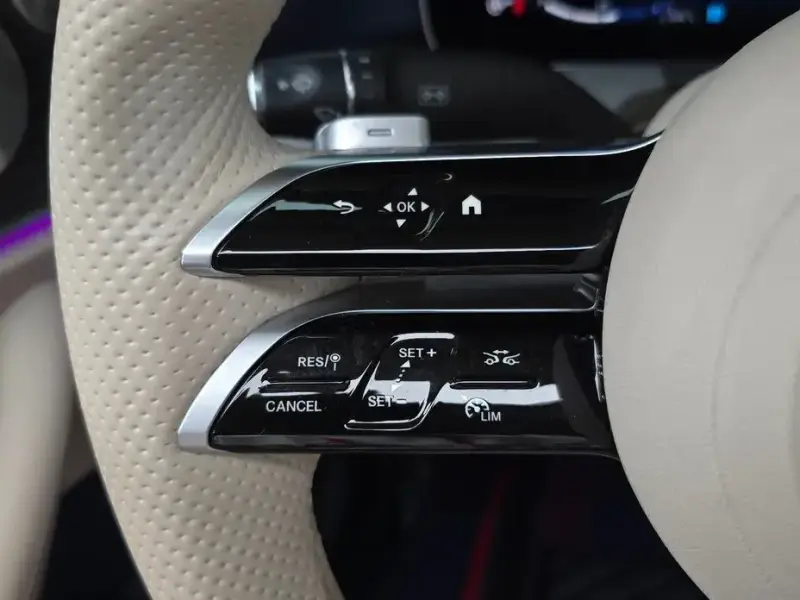 2021 Mercedes-Benz E-Класс с пробегом 48 032 км