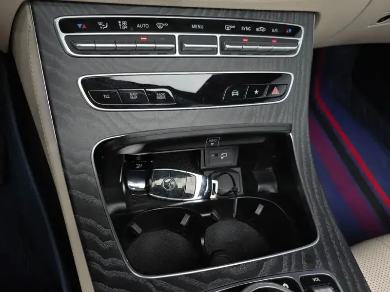 2021 Mercedes-Benz E-Класс с пробегом 48 032 км