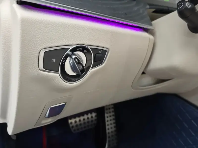 2021 Mercedes-Benz E-Класс с пробегом 48 032 км