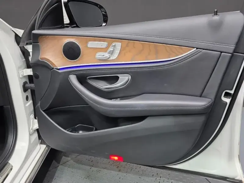 2020 Mercedes-Benz E-Класс с пробегом 107 359 км