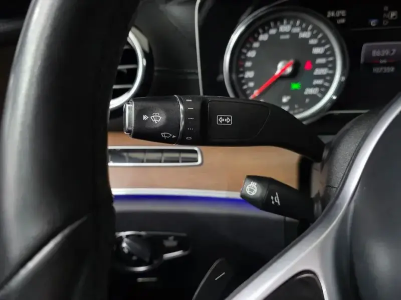 2020 Mercedes-Benz E-Класс с пробегом 107 359 км