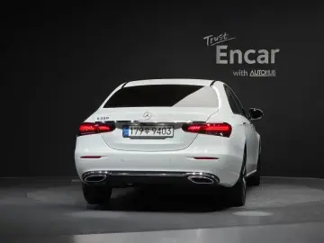 2022 Mercedes-Benz E-Класс с пробегом 20 245 км