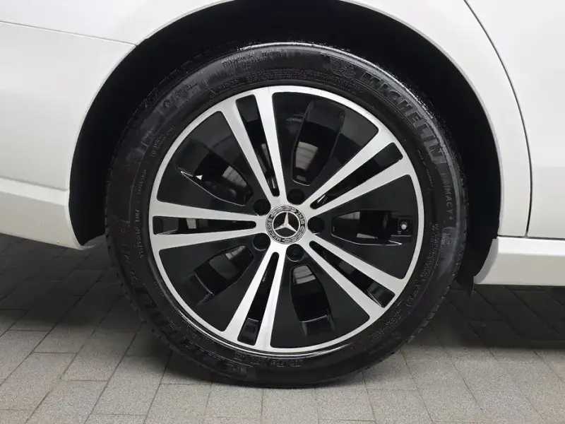 2022 Mercedes-Benz E-Класс с пробегом 20 245 км