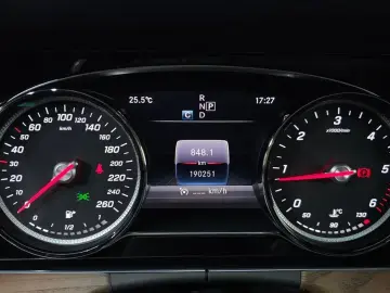 2018 Mercedes-Benz E-Класс с пробегом 190 251 км