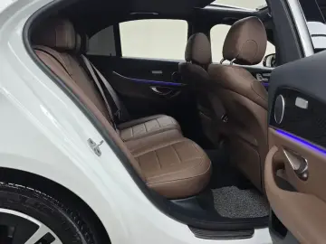 2022 Mercedes-Benz E-Класс с пробегом 20 245 км