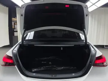 2022 Mercedes-Benz E-Класс с пробегом 20 245 км