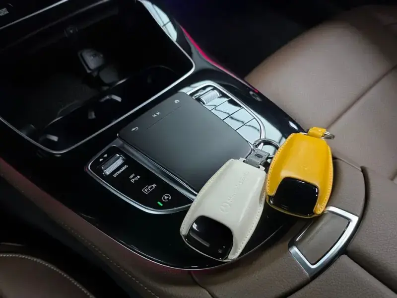 2022 Mercedes-Benz E-Класс с пробегом 20 245 км
