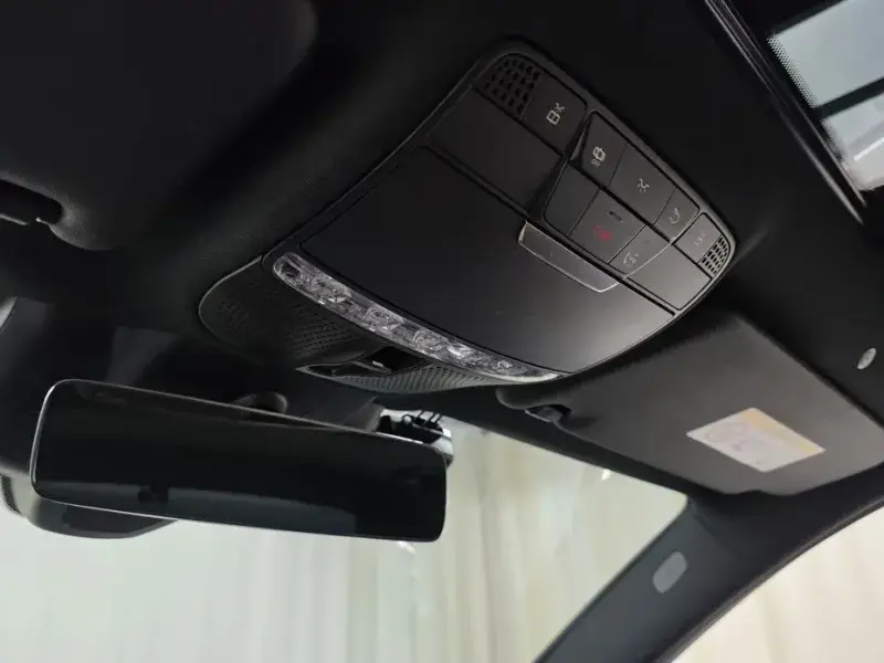 2022 Mercedes-Benz E-Класс с пробегом 20 245 км