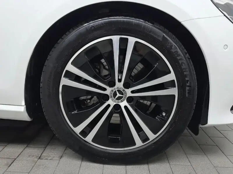 2022 Mercedes-Benz E-Класс с пробегом 20 245 км