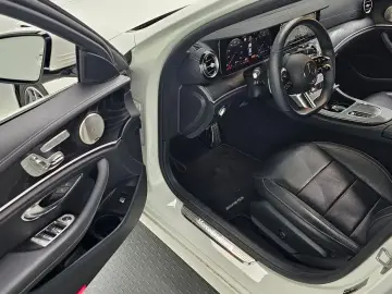 2022 Mercedes-Benz E-Класс с пробегом 51 287 км