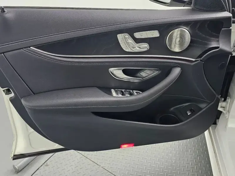2022 Mercedes-Benz E-Класс с пробегом 51 287 км