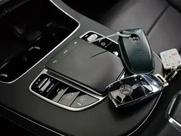 2022 Mercedes-Benz E-Класс с пробегом 51 287 км