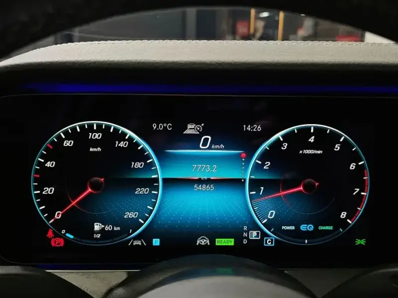 2020 Mercedes-Benz E-Класс с пробегом 54 865 км
