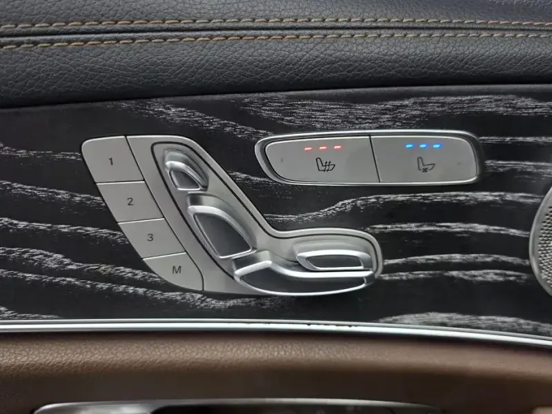 2022 Mercedes-Benz E-Класс с пробегом 129 783 км