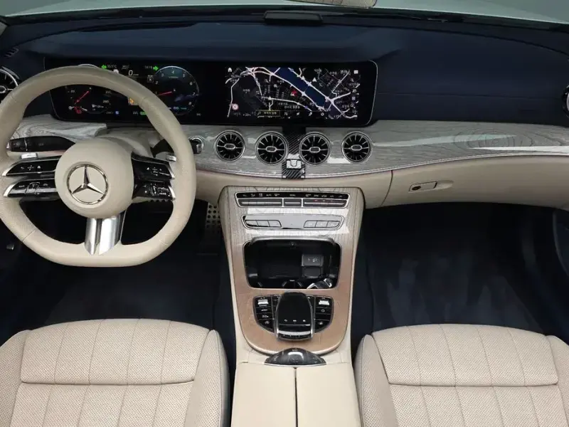 2023 Mercedes-Benz E-Класс с пробегом 25 890 км