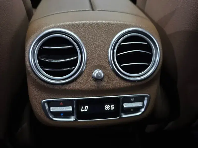 2022 Mercedes-Benz E-Класс с пробегом 129 783 км