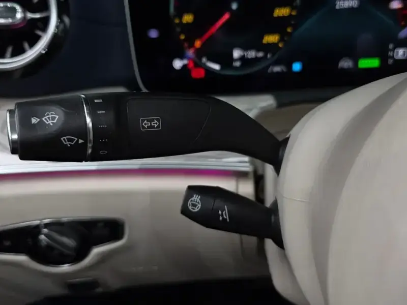 2023 Mercedes-Benz E-Класс с пробегом 25 890 км