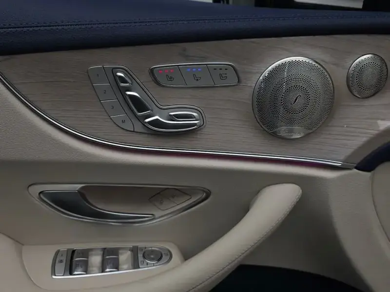 2023 Mercedes-Benz E-Класс с пробегом 25 890 км