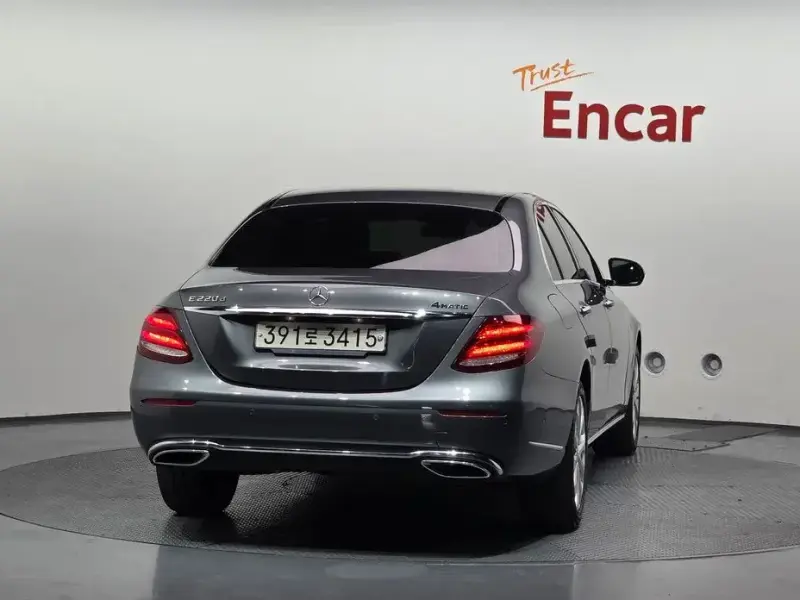 2020 Mercedes-Benz E-Класс с пробегом 77 425 км