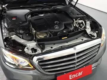 2020 Mercedes-Benz E-Класс с пробегом 77 425 км