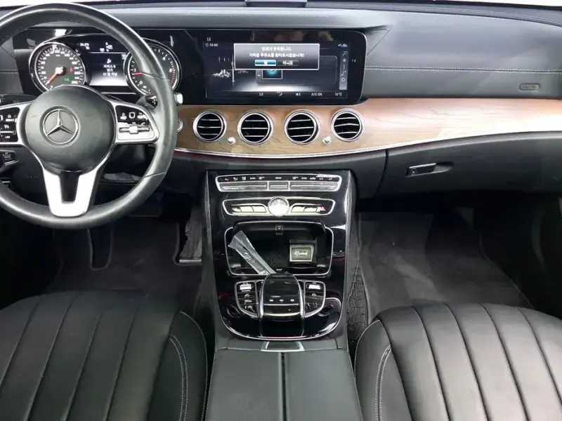 2020 Mercedes-Benz E-Класс с пробегом 77 425 км