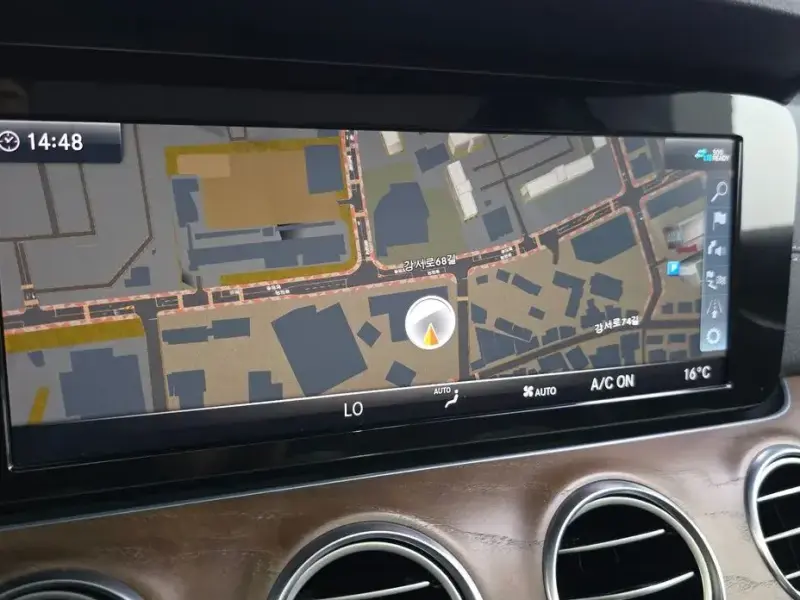 2020 Mercedes-Benz E-Класс с пробегом 77 425 км