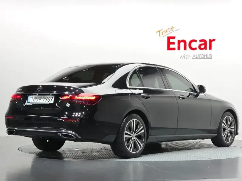2021 Mercedes-Benz E-Класс с пробегом 56 469 км