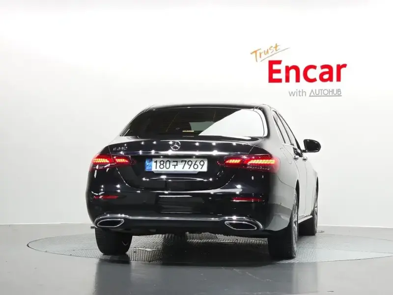 2021 Mercedes-Benz E-Класс с пробегом 56 469 км