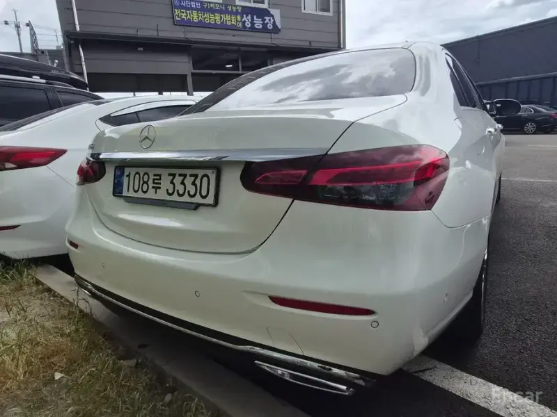 2023 Mercedes-Benz E-Класс с пробегом 51 894 км