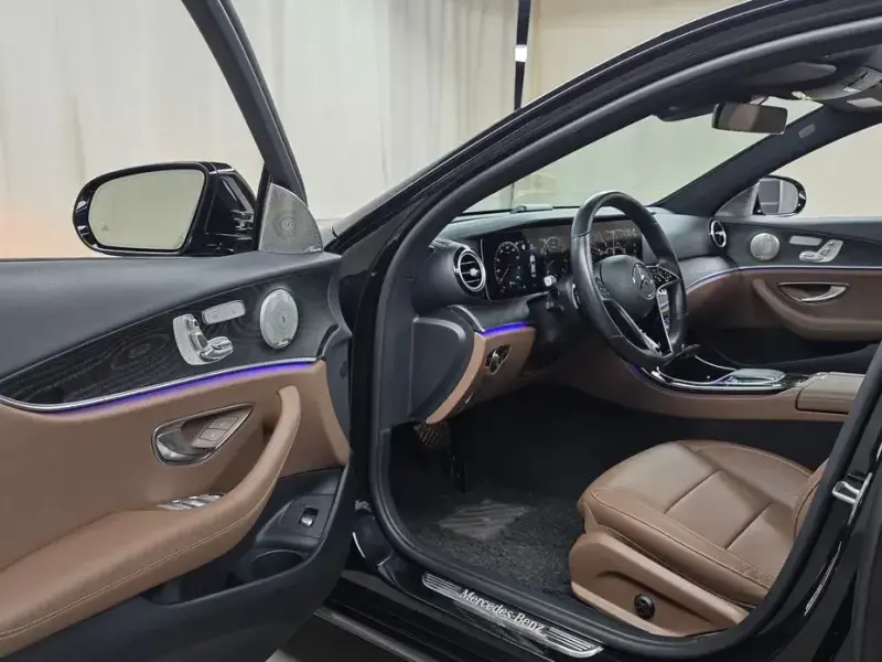 2021 Mercedes-Benz E-Класс с пробегом 56 469 км