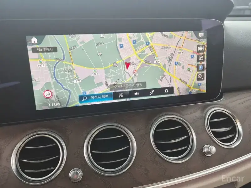 2023 Mercedes-Benz E-Класс с пробегом 51 894 км