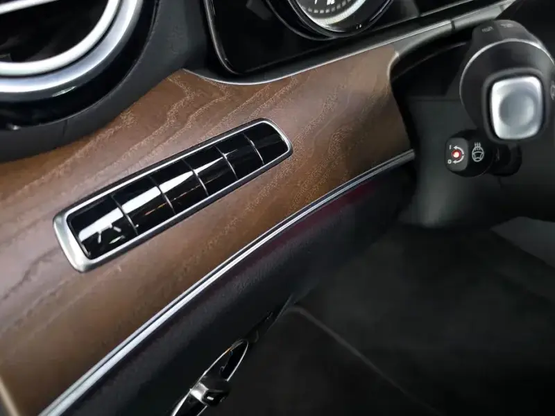 2020 Mercedes-Benz E-Класс с пробегом 77 425 км