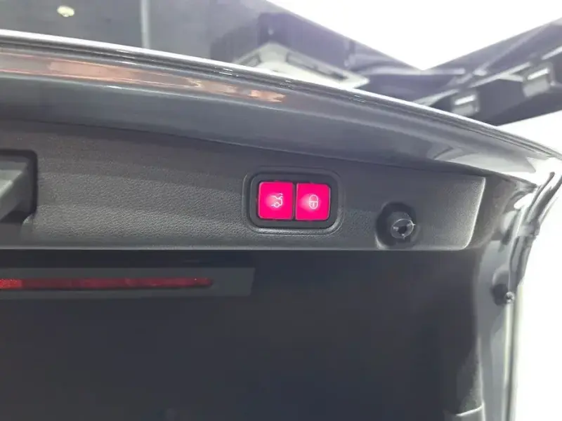 2020 Mercedes-Benz E-Класс с пробегом 77 425 км