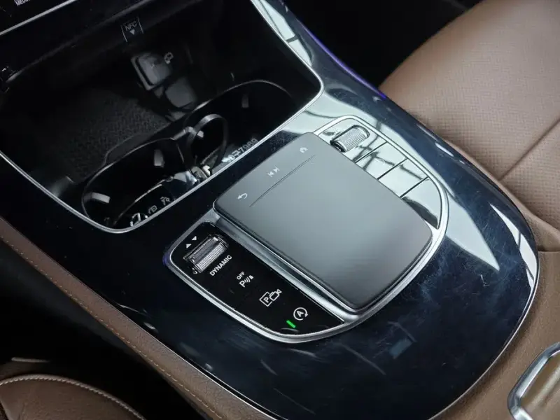 2021 Mercedes-Benz E-Класс с пробегом 56 469 км